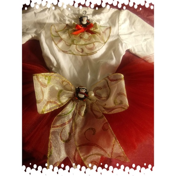 ✨🆕✨ Baby girl Christmas Dress Tutu Set - Picture 6 of 8